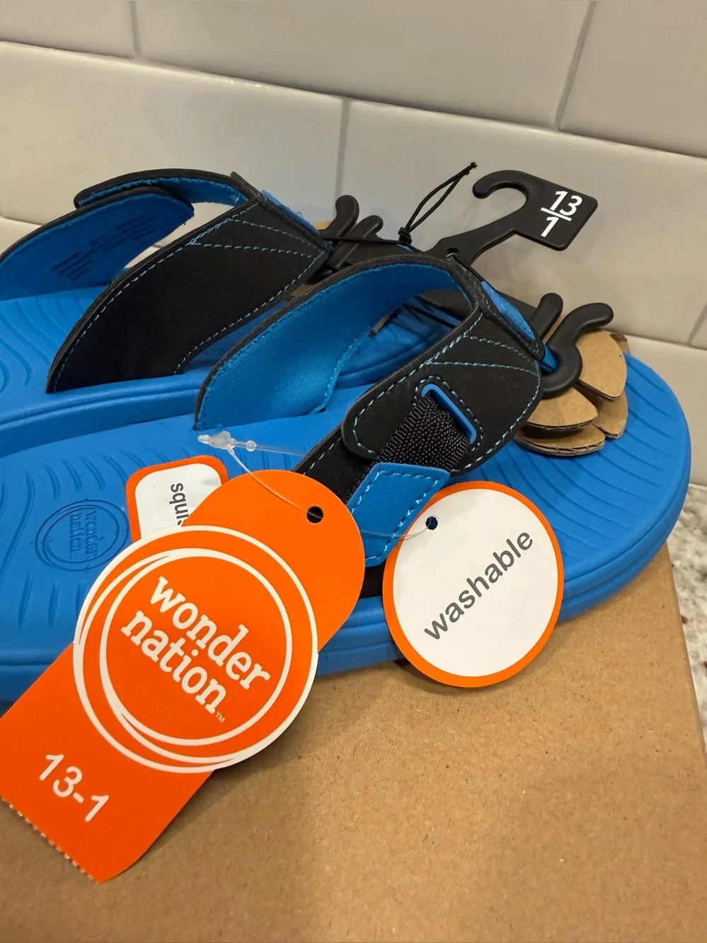 Boys Wonder Nation Squishy Sport Flip Flops Size 13/1 NWT